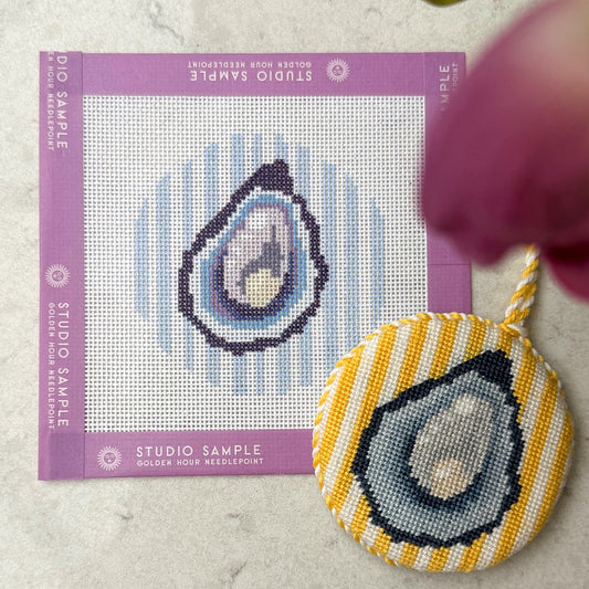 Blue Oyster Round Canvas SAMPLE